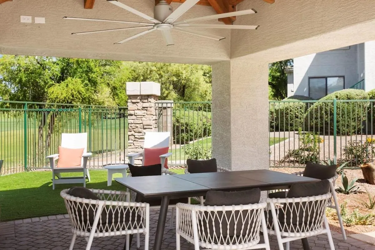 3Br Cozysuites At Kierland Commons With Pool #14 Scottsdale Apartment