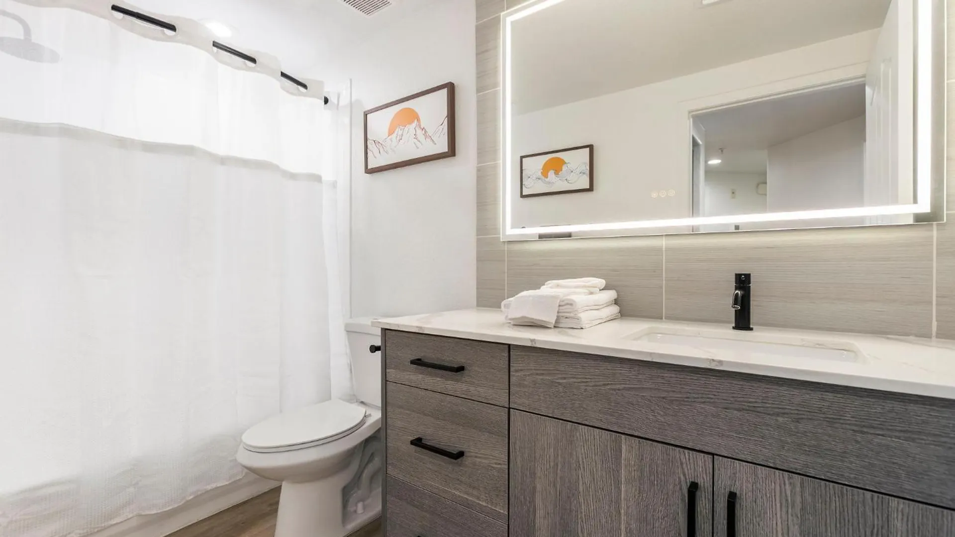 3Br Cozysuites At Kierland Commons With Pool #14 Scottsdale Apartment